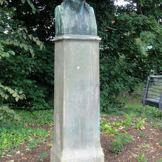Schiller-Denkmal
