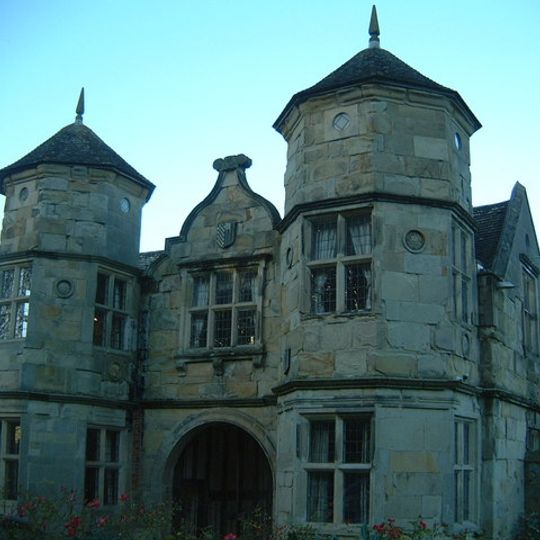 Gatehouse South West Of Madeley Court