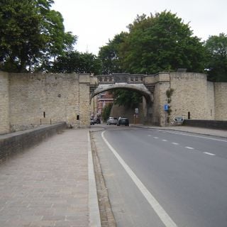 Lille Gate