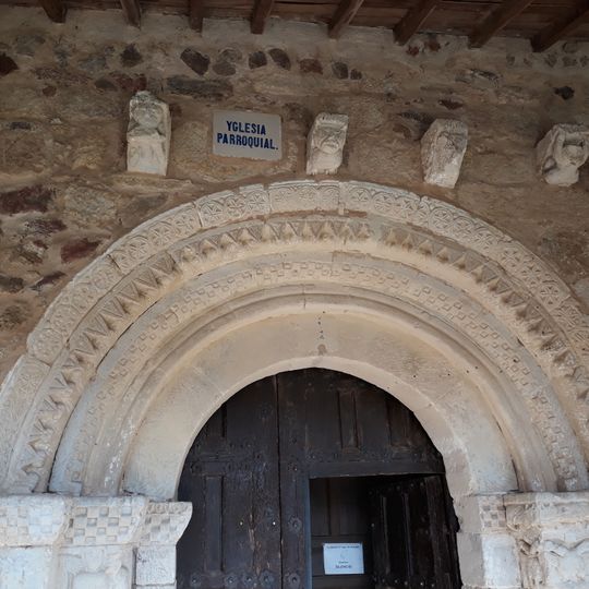 Iglesia de San Miguel Arcángel, Santiz