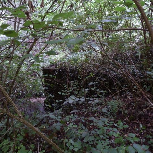 Kasteel Genbroek: pomphuisje met waterpomp