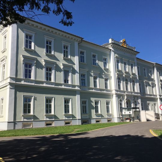 Original building of the Neuromed Campus