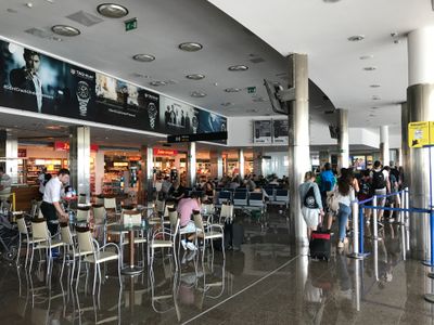 Interior 0