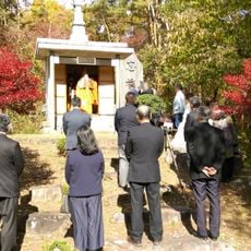 慰霊堂・ 平和の礎・ 忠魂碑