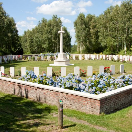 Hedge Row Trench Cemetery