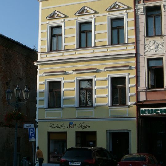 Zámecké náměstí 51