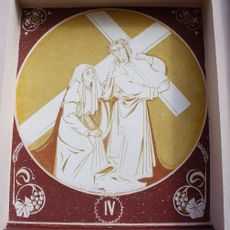 Kaplička IV. zastavení křížové cesty u kostela v Mařenicích