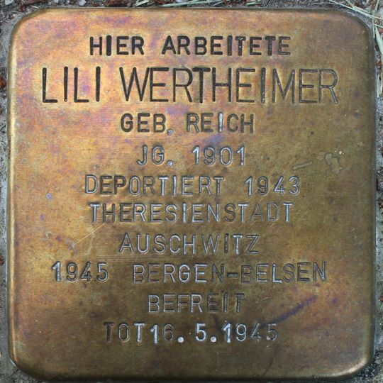 Stolperstein en memoria de Lili Wertheimer