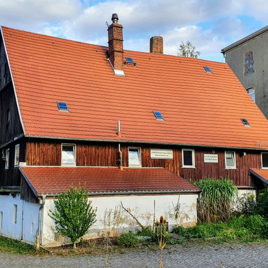Mühle mit Wohnhaus und drei Seitengebäuden Pestalozzistraße 21a