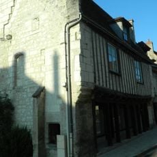 Building at 4 rue Guigné in Beaulieu-lès-Loches