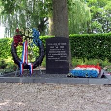 Monument voor P.N. van der Hoeven
