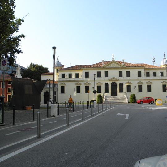 Biblioteca civica di Mestre
