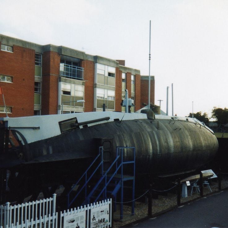 HMS 홀랜드 1