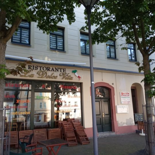 Wohnhaus in geschlossener Bebauung Markt 12