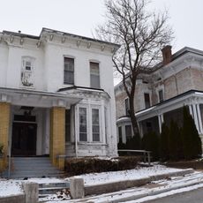 Maple Avenue Historic District