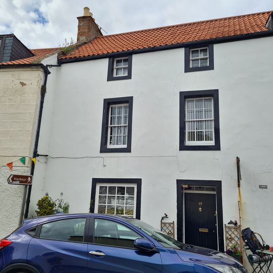 Pittenweem, 17 High Street