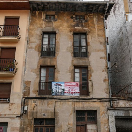 Iparraguirre 24 etxea, Urretxu