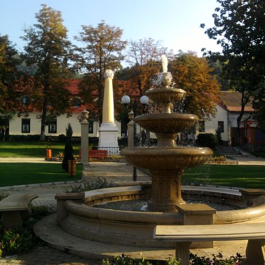 Estatua de la Santísima Trinidad