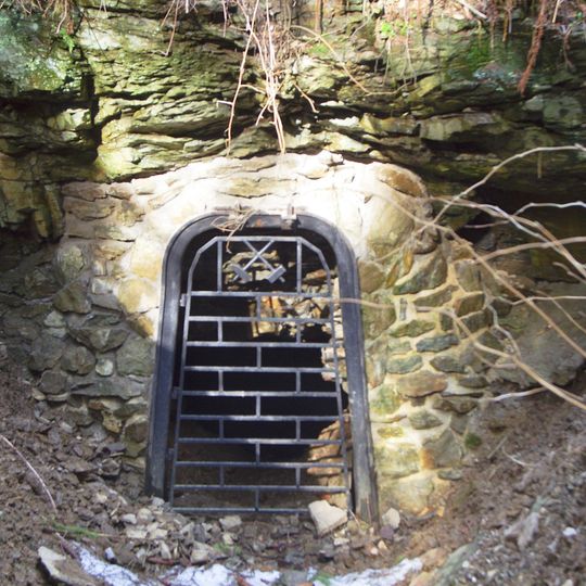 Rudný důl – skarnový revír Zlatý kopec