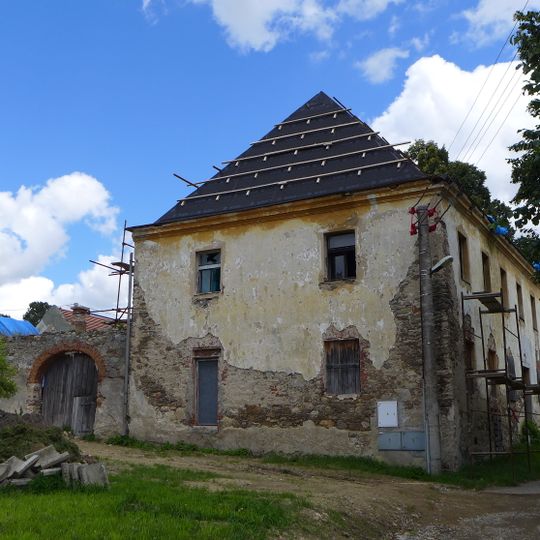 Rectory and school in Hoštice