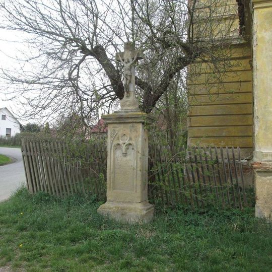 Kříž v Hedčanech