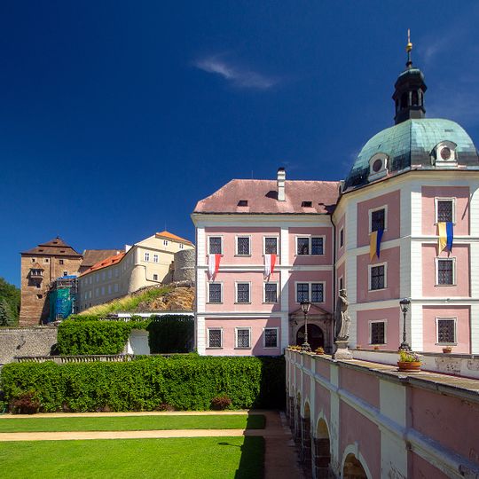 Bečov nad Teplou Chateau