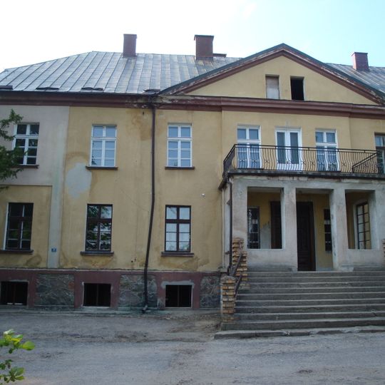 Pałac w Świecichowie