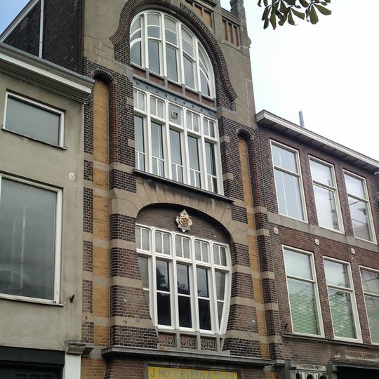 Veenkade 33, The Hague