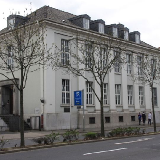 Ehemaliges Schulgebäude