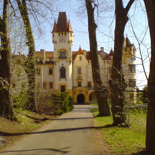 Žinkovy Castle