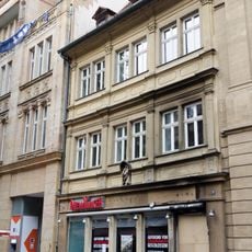 Wohn- und Geschäftshaus