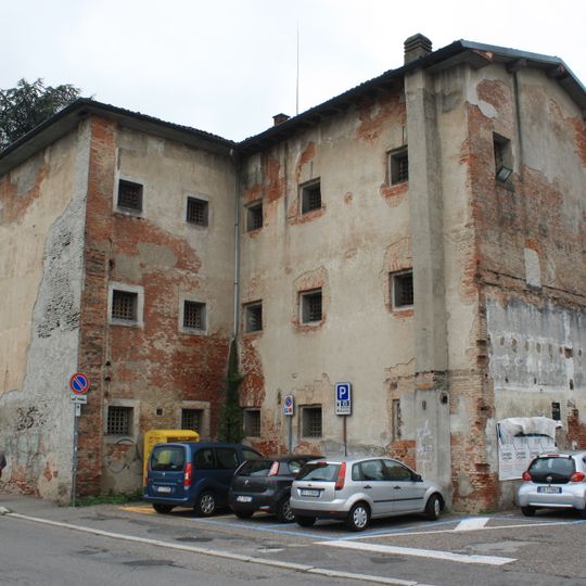 Nineteenth-century prisons in Busto Arsizio