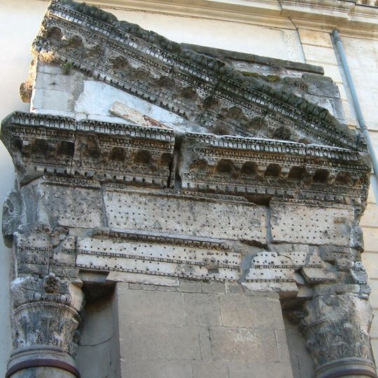 Colonnes de Saint-Lucien