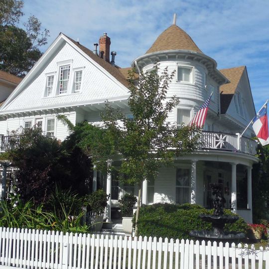 Theodore S. Meekins House