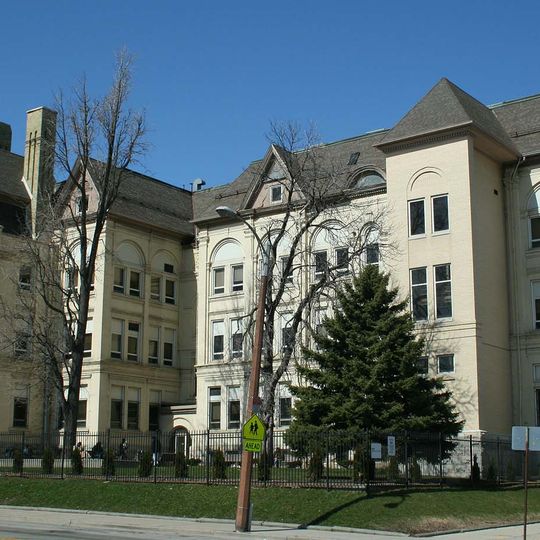Milwaukee Girls' Trade and Technical High School