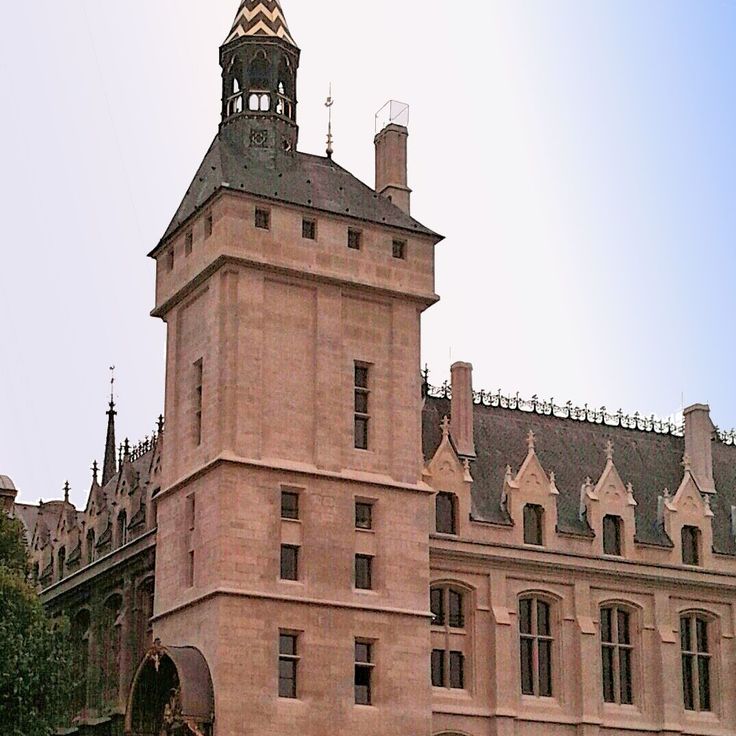 Torre dell'Orologio del Palais de la Cité