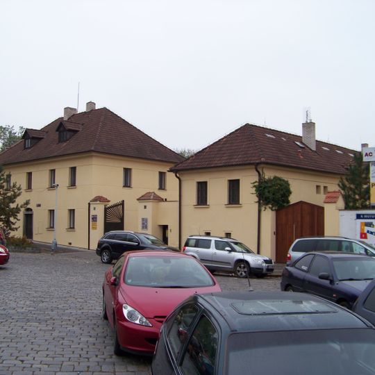 Hloubětín č. p. 16