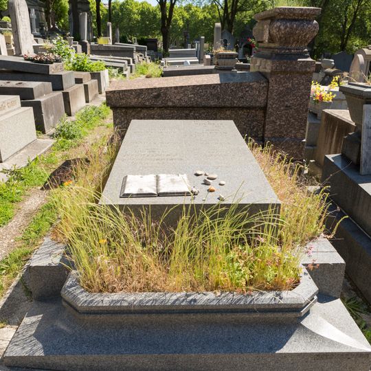 Grave of Rolbein