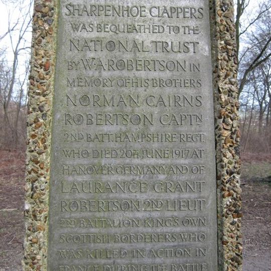 The Robertson War Memorial Bequest Obelisk, Sharpenhoe