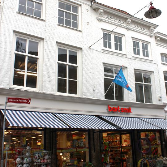 Langeviele 8, Middelburg