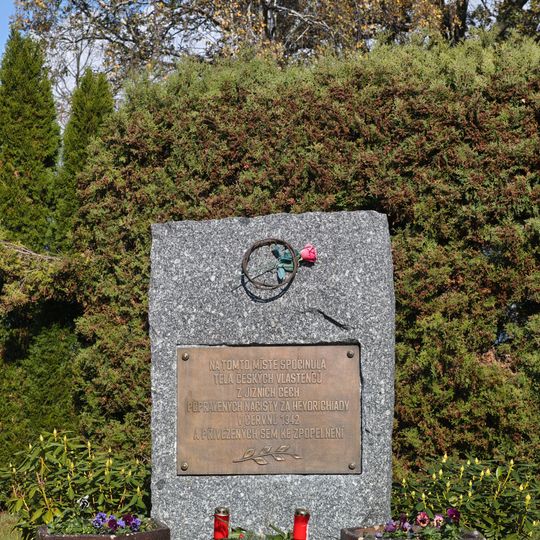 Pomník obětem heydrichiády