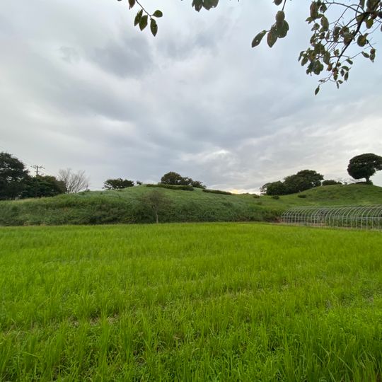 Sannowakeme Otsukayama Kofun