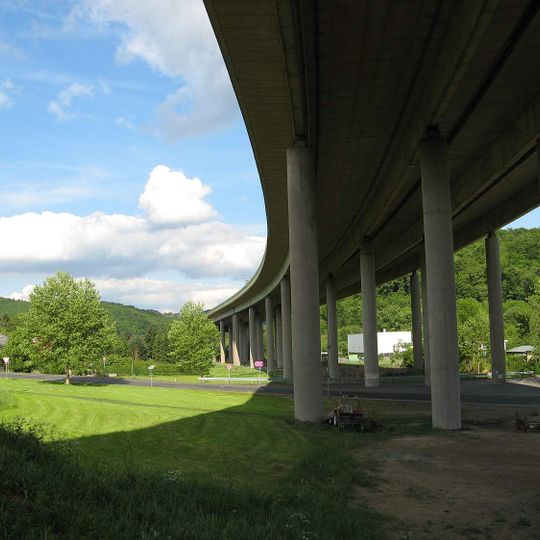 Talbrücke Sechshelden