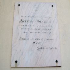 Kostol sv. Kríža, tabuľa pamätná