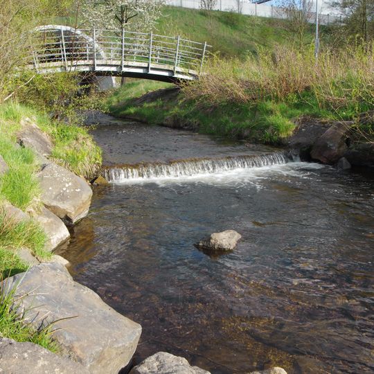 Lávka přes Lobezský potok v Sokolově u golfového areálu