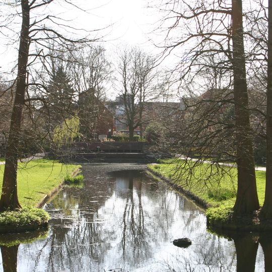 Plantsoen Burchtplein, aanleg