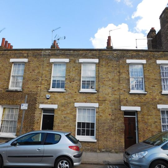 9-15, Flamborough Street E1