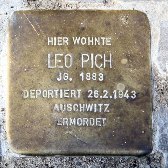 Stolperstein dedicated to Leo Pich