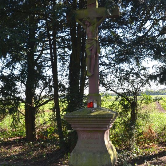Grabmäler auf dem Stadtteilfriedhof