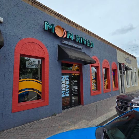 Moon River Pizza
